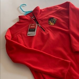 Reebok Blackhawks half zip pull over. medium